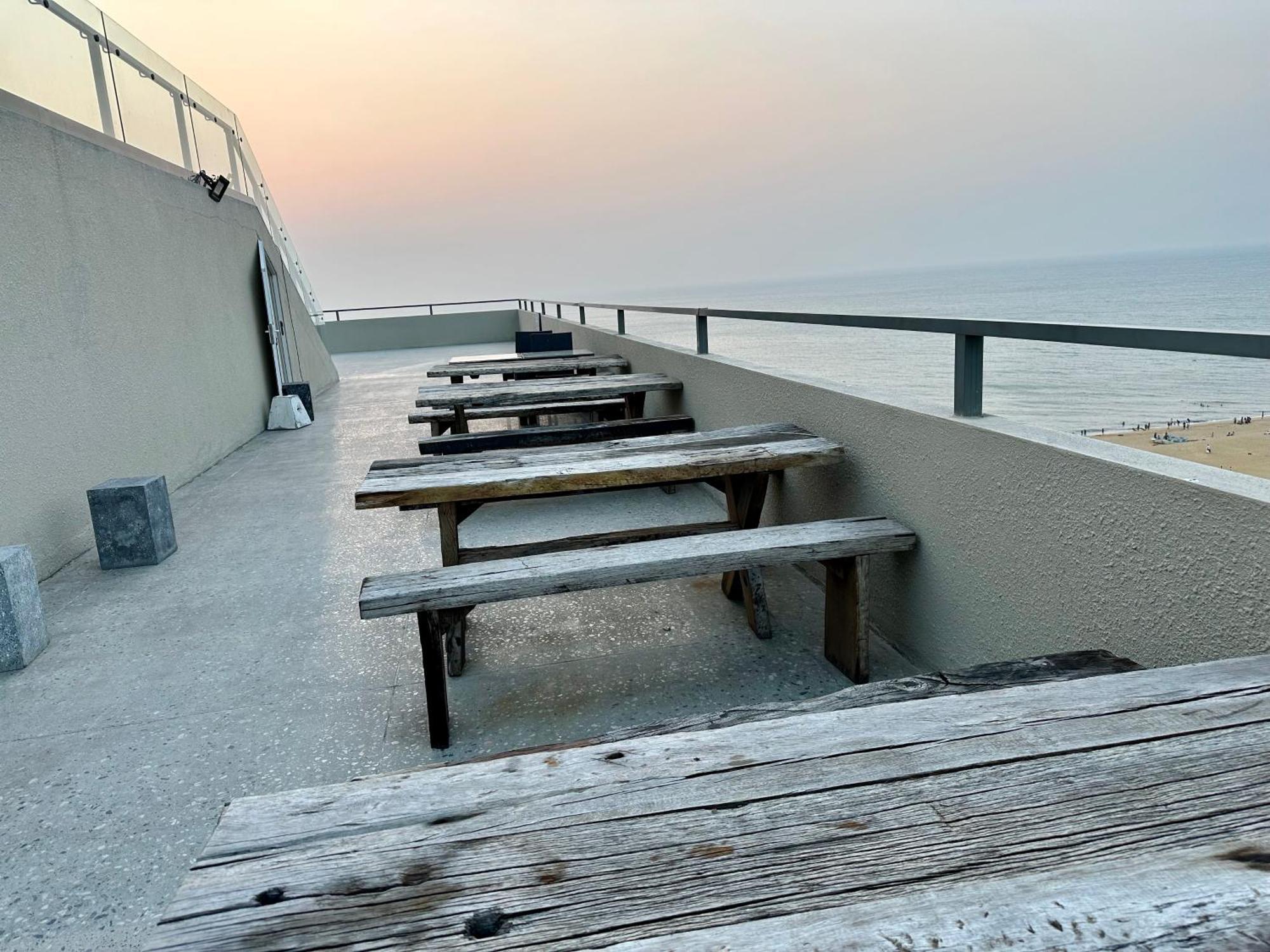 Ocean Breeze Hotel Residencies Britlanka Apartments Negombo Exterior foto