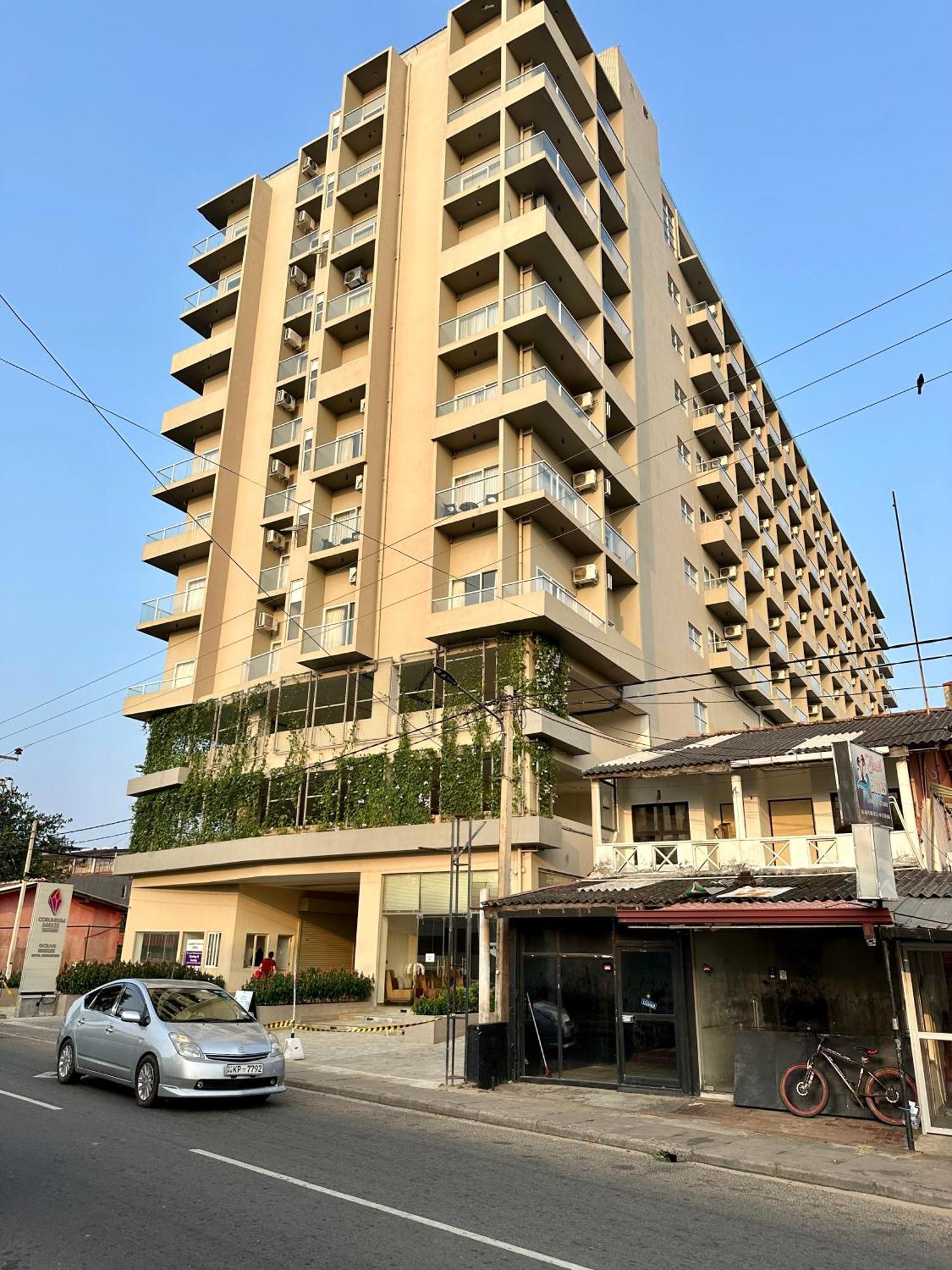 Ocean Breeze Hotel Residencies Britlanka Apartments Negombo Exterior foto