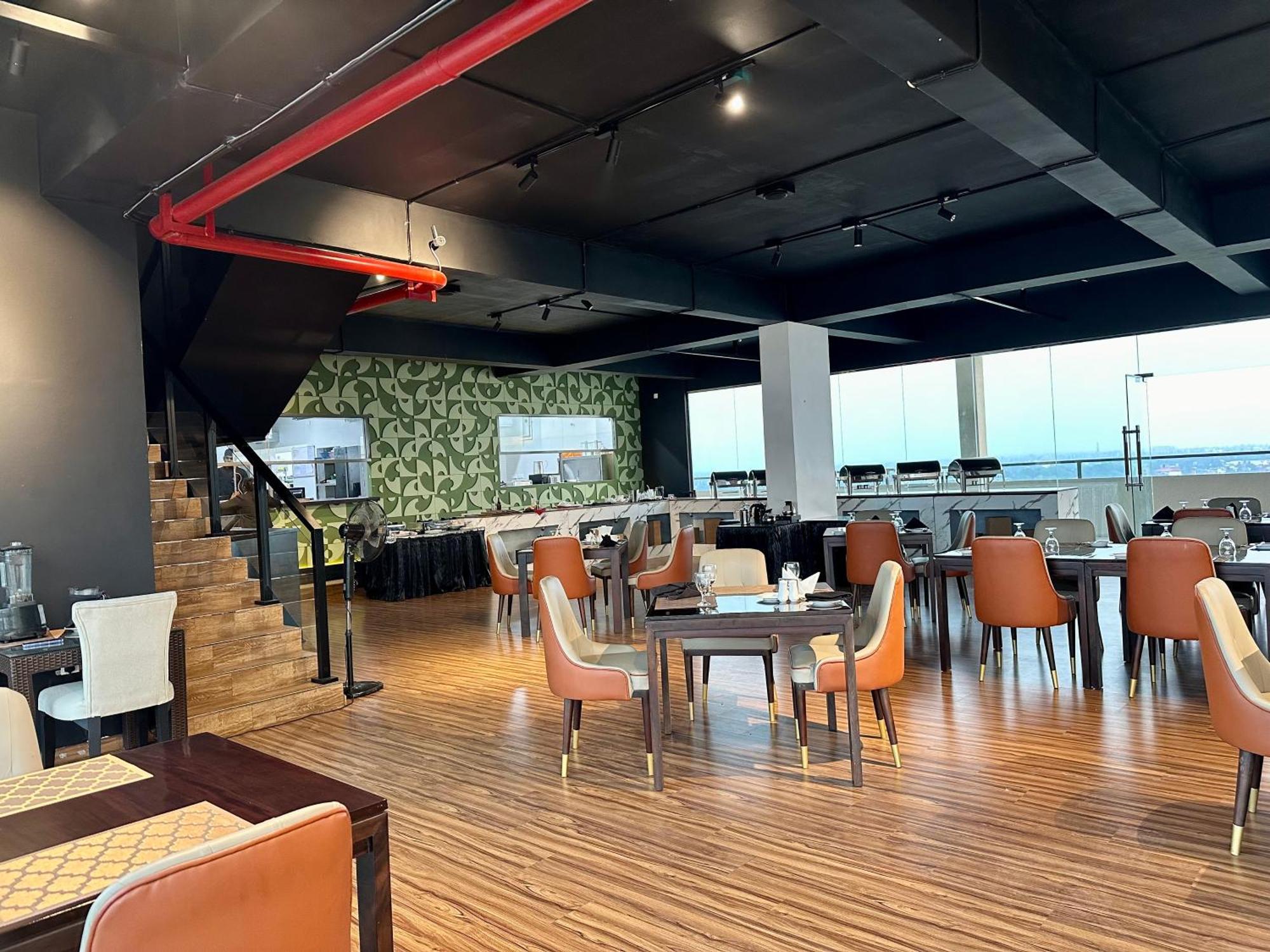 Ocean Breeze Hotel Residencies Britlanka Apartments Negombo Exterior foto
